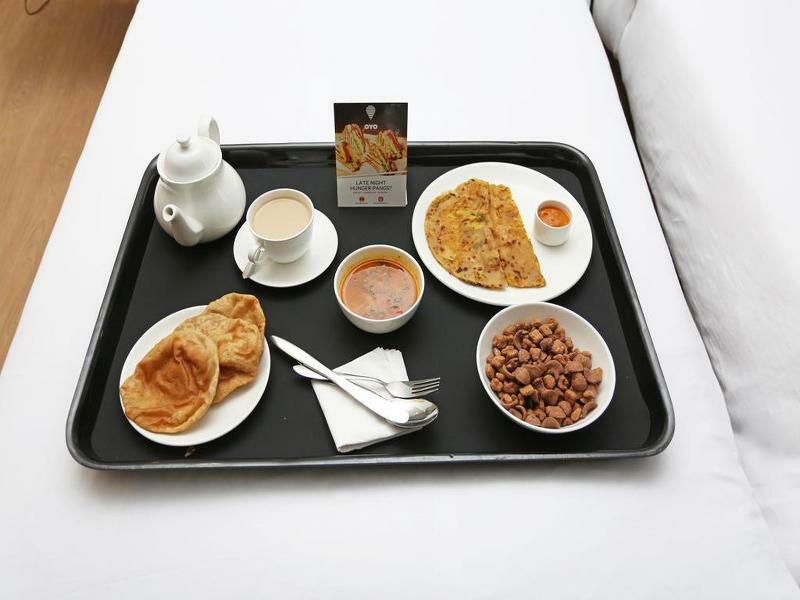 Oyo 161 Ram Janaki Hotel Катманду Екстериор снимка