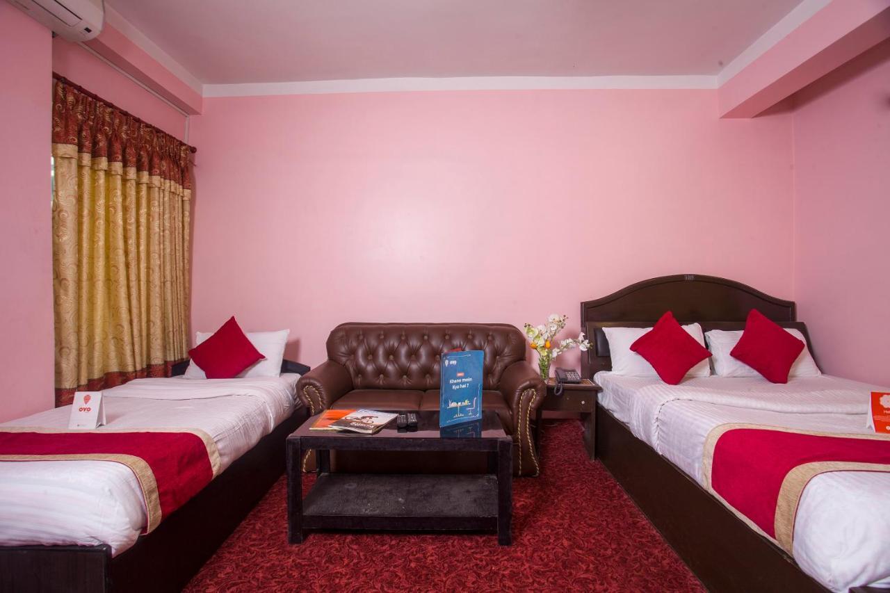 Oyo 161 Ram Janaki Hotel Катманду Екстериор снимка