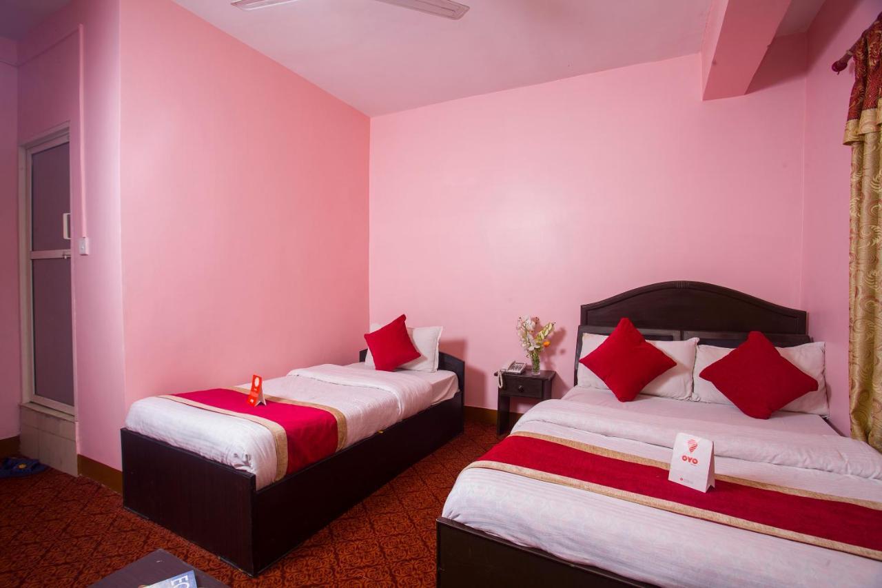 Oyo 161 Ram Janaki Hotel Катманду Екстериор снимка