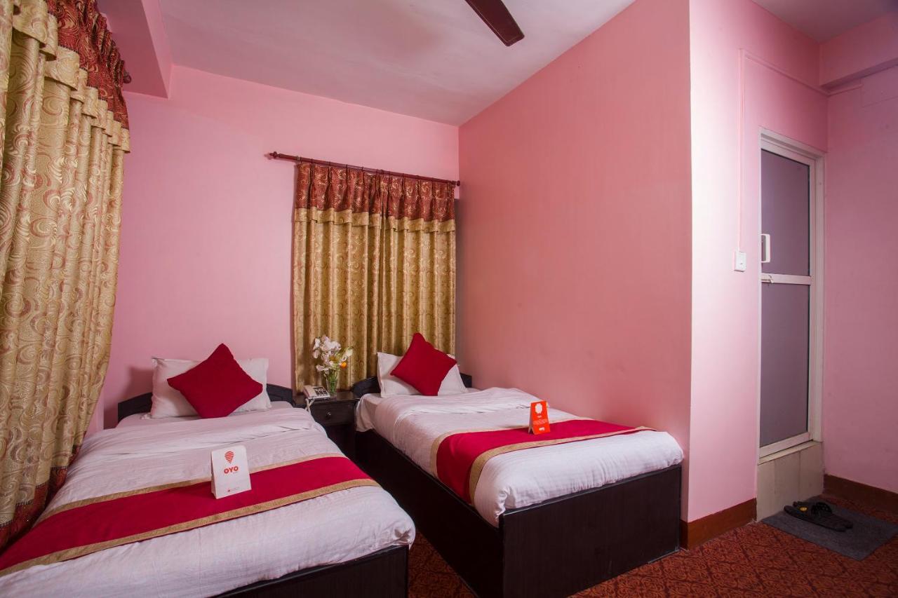 Oyo 161 Ram Janaki Hotel Катманду Екстериор снимка